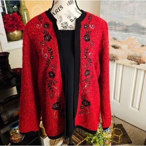 New Cathy Daniel's Acrylic Blend Black & White Floral Embroided Mock Layer Top.